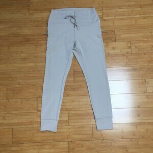 NWOT Avalanche Outdoor Supply Company Beige High Waisted Active Leggings